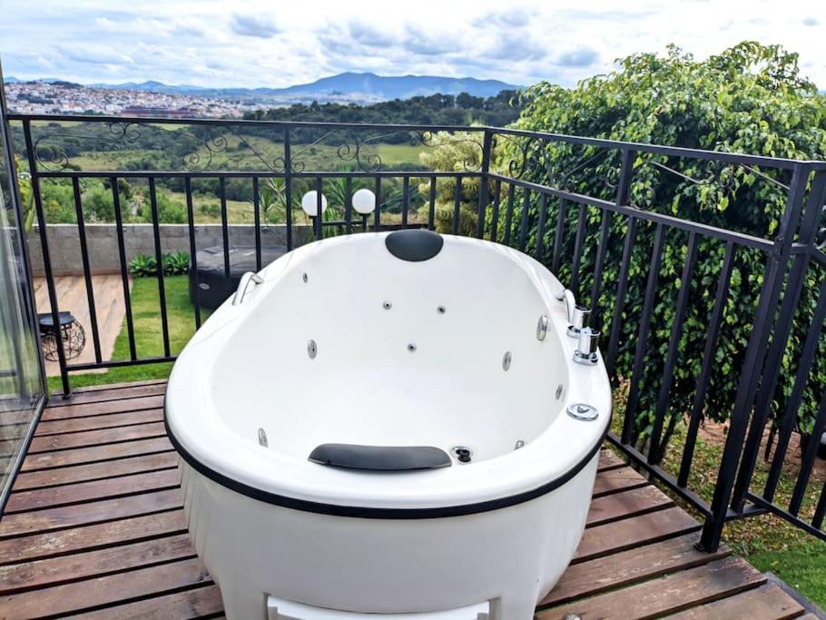 Tiny House Paraiso Minicasas Com Hidromassagem 民宿 *