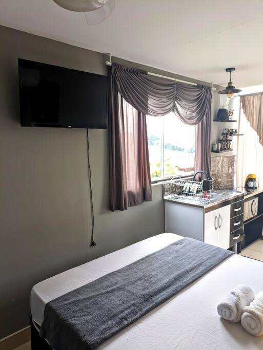 Tiny House Paraiso Minicasas Com Hidromassagem 民宿