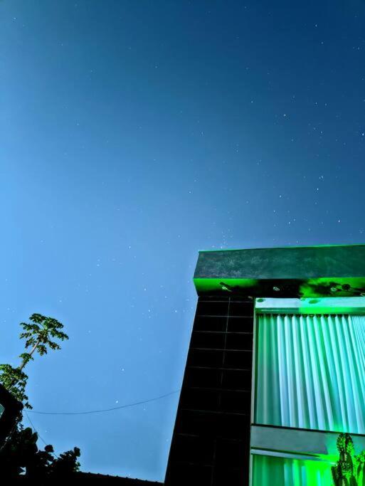 Tiny House Paraiso Minicasas Com Hidromassagem 民宿 *